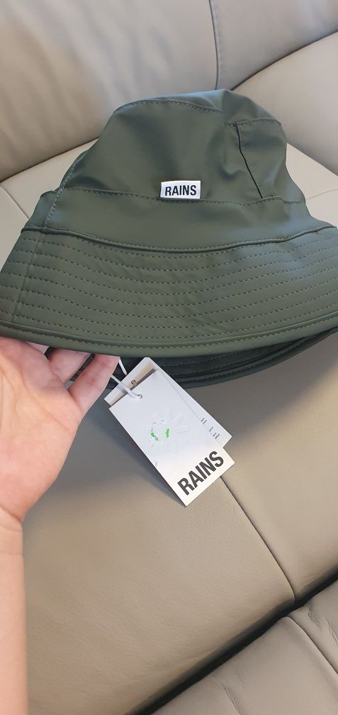 Kapelusz czapka Rains nowy M