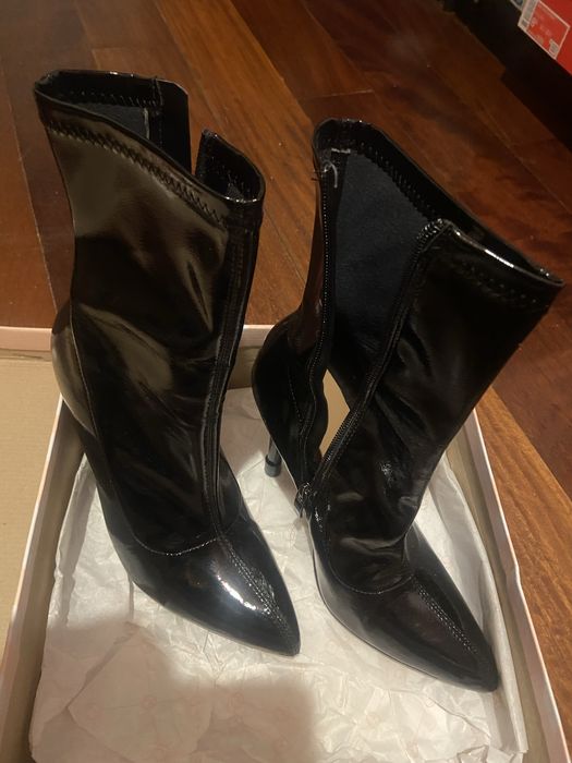 Botim verniz tamanho 40