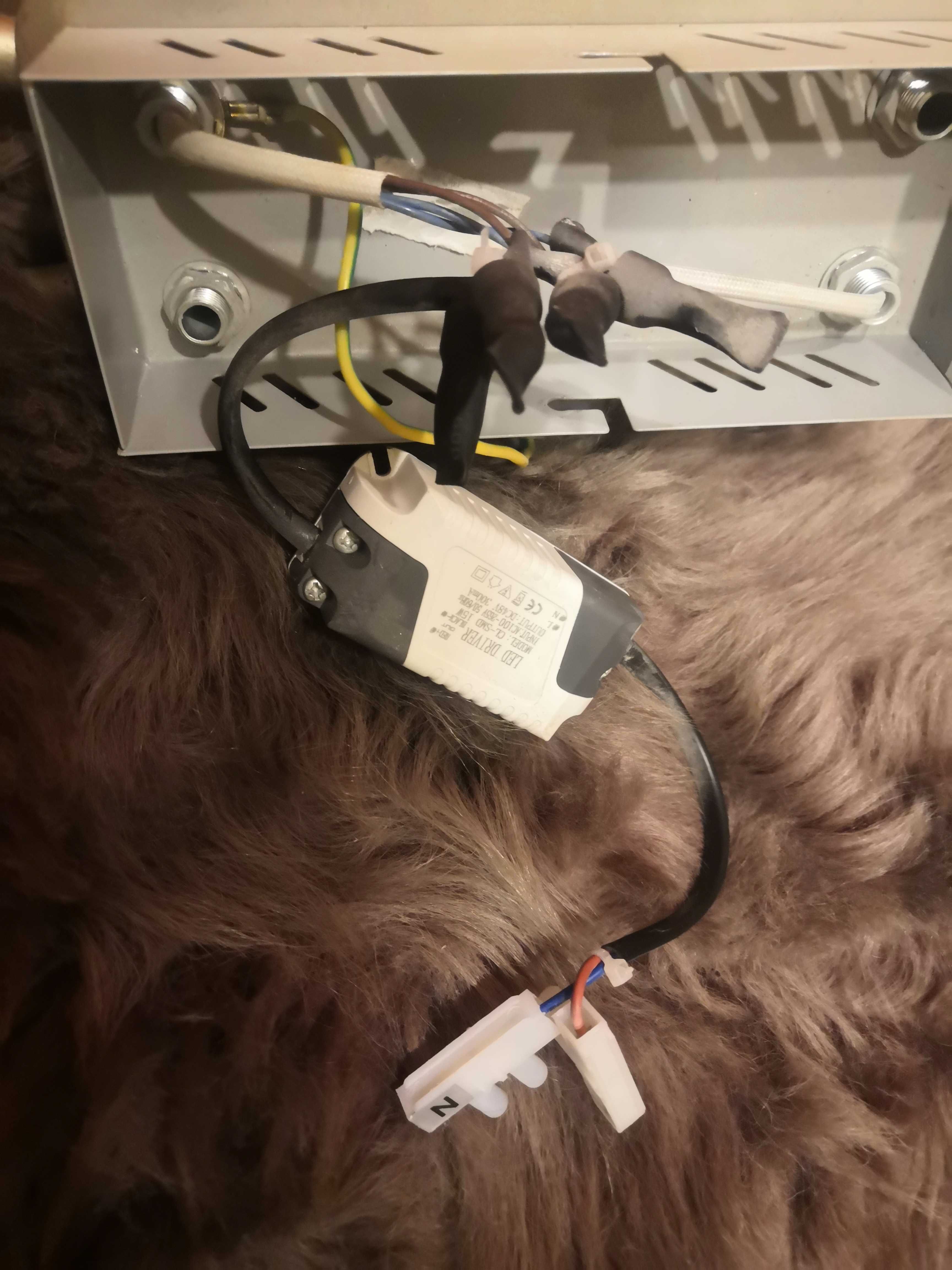 Żyrandol listwa led