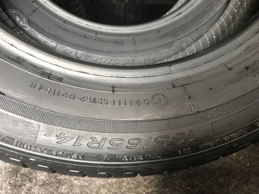 2 szt.para opony letnie 14r.6 mm 165/65R14 Dunlop Street Response2