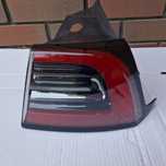 TESLA MODEL 3 LIFT 21- Y LAMPA PRAWY TYŁ PRAWA TYLNA EUROPA 1502087-00-D