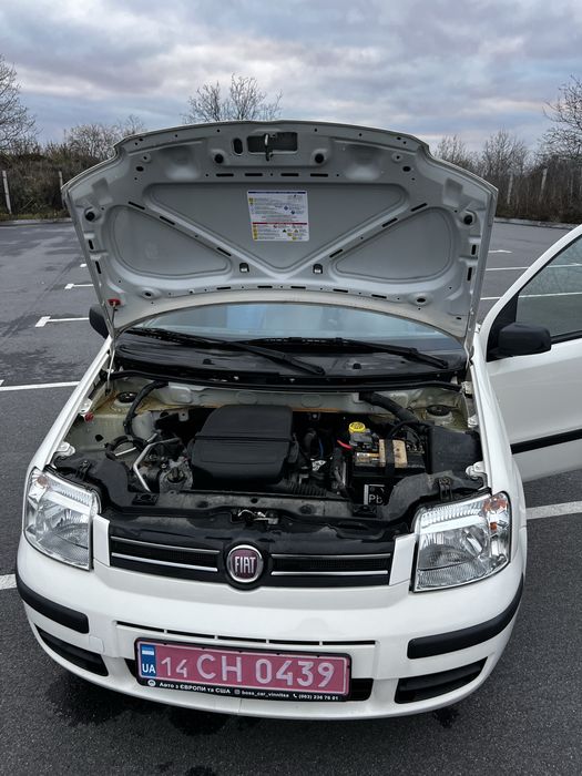 Автомобіль Fiat Panda
