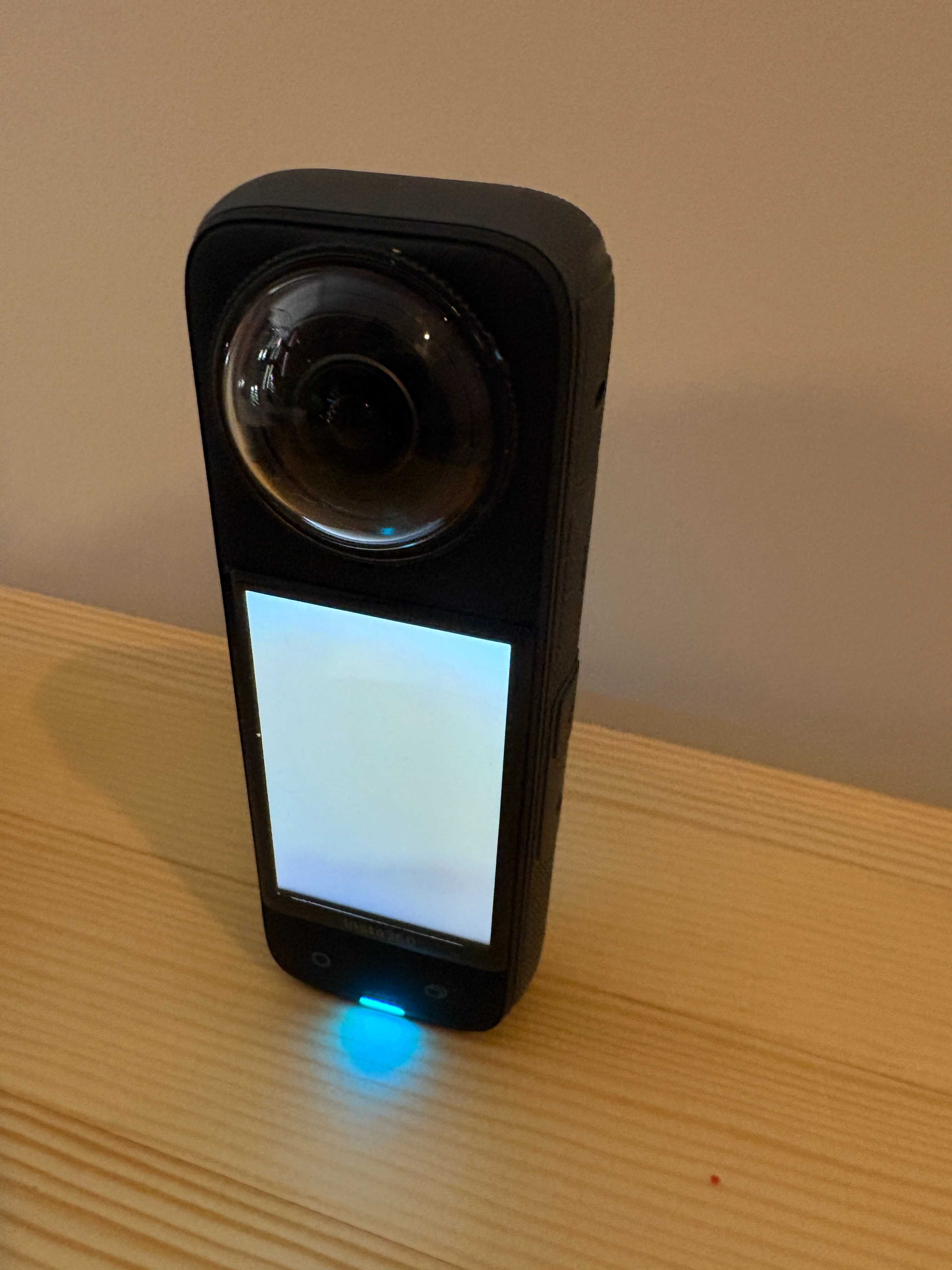 Câmara 360º Insta360 X4 + Extras | ESTADO IMACULADO | NA GARANTIA