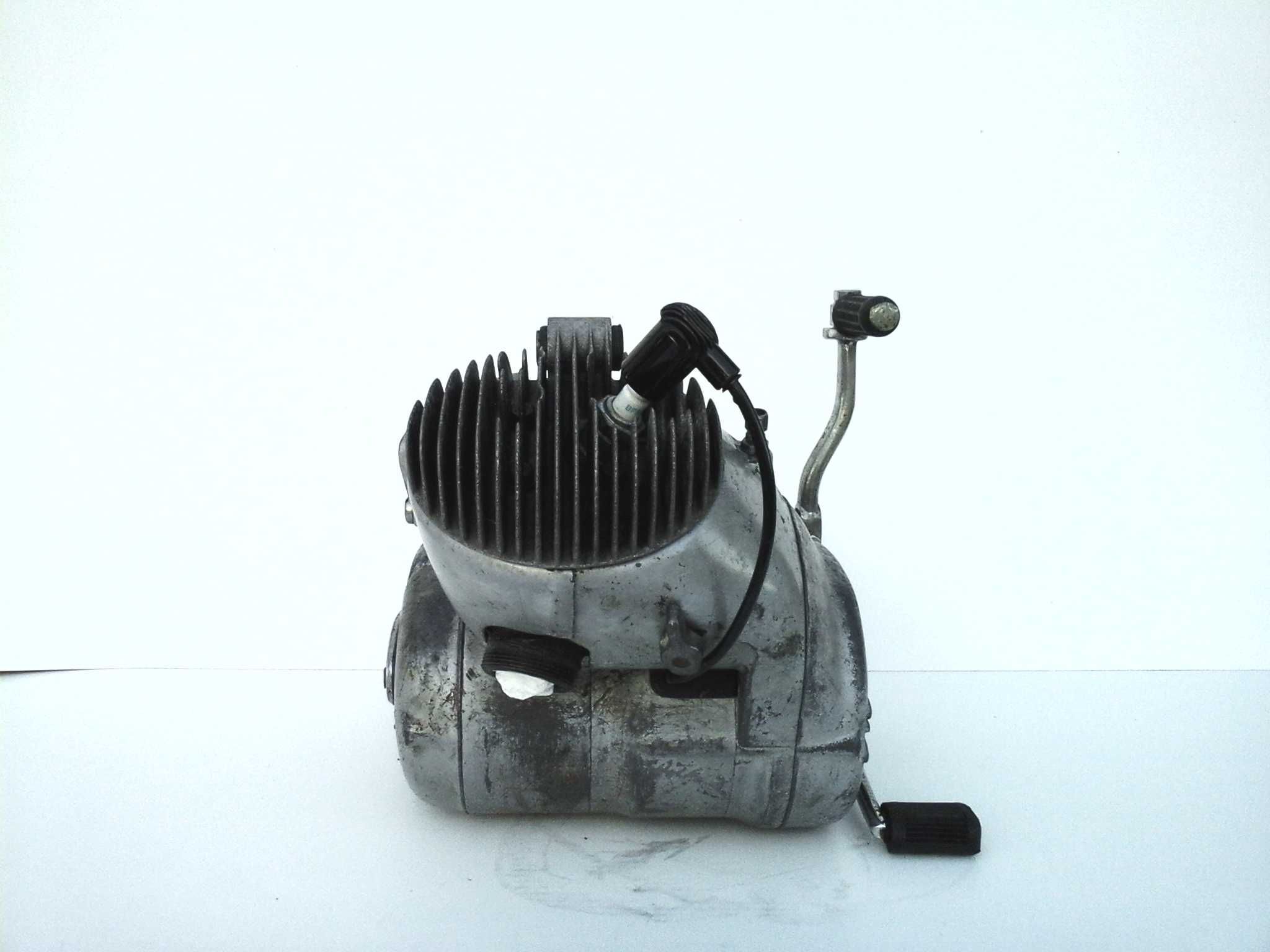 Motor SACHS 4 velocidades em estado razoavel