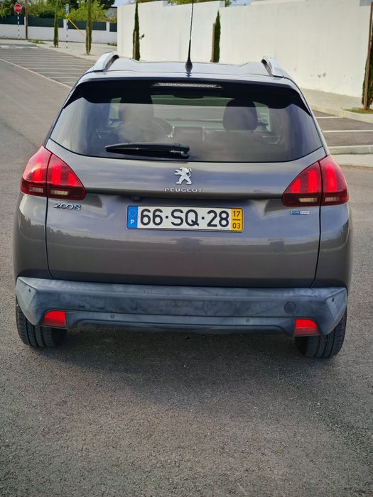 Peugeot 2008 vti 2017 único proprietário