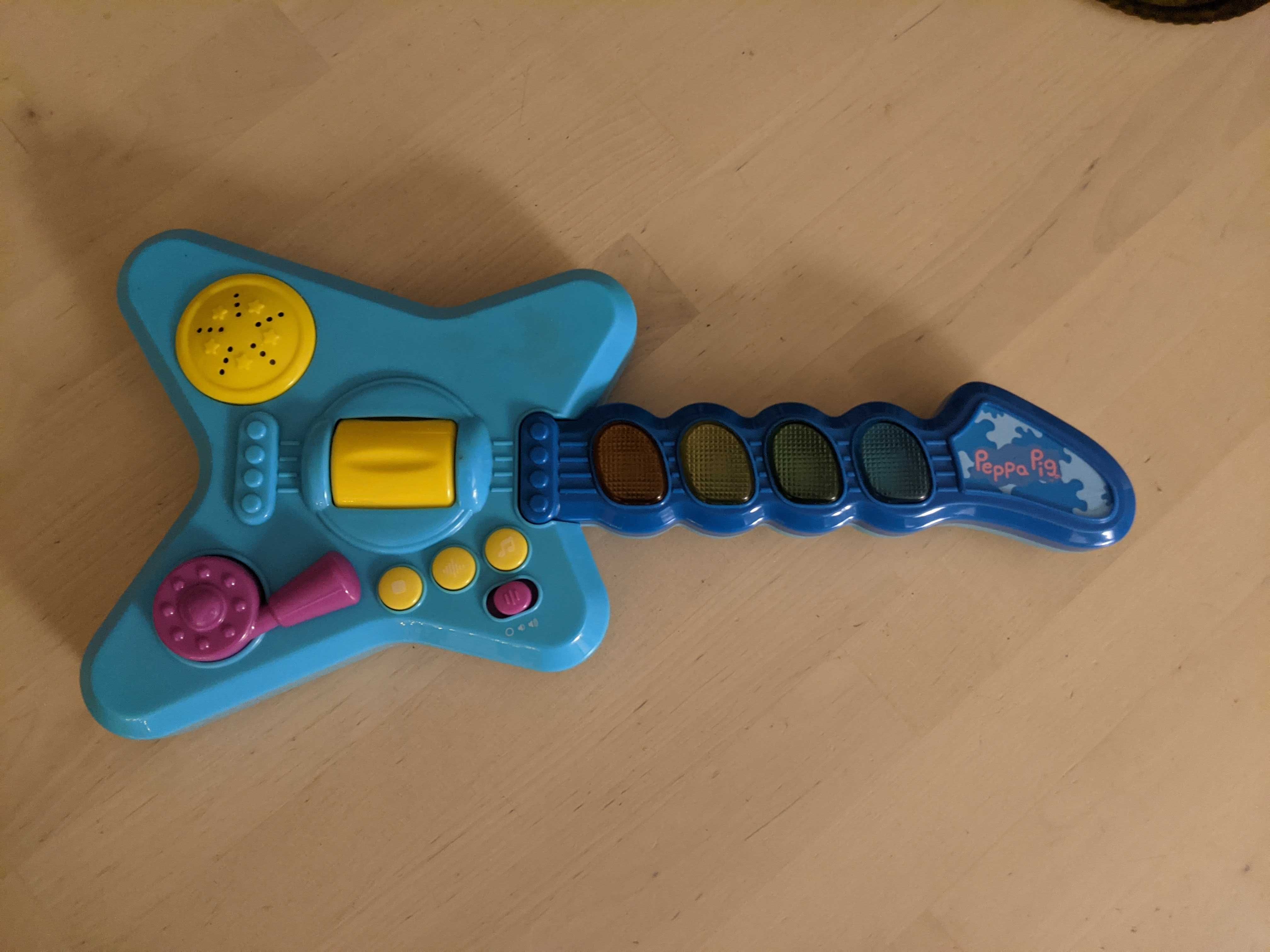 Zabawka grająca - gitara interaktywna Świnka Peppa