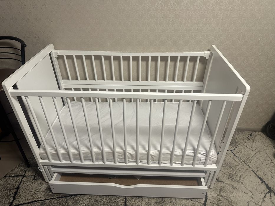 Продам кровати для малыша