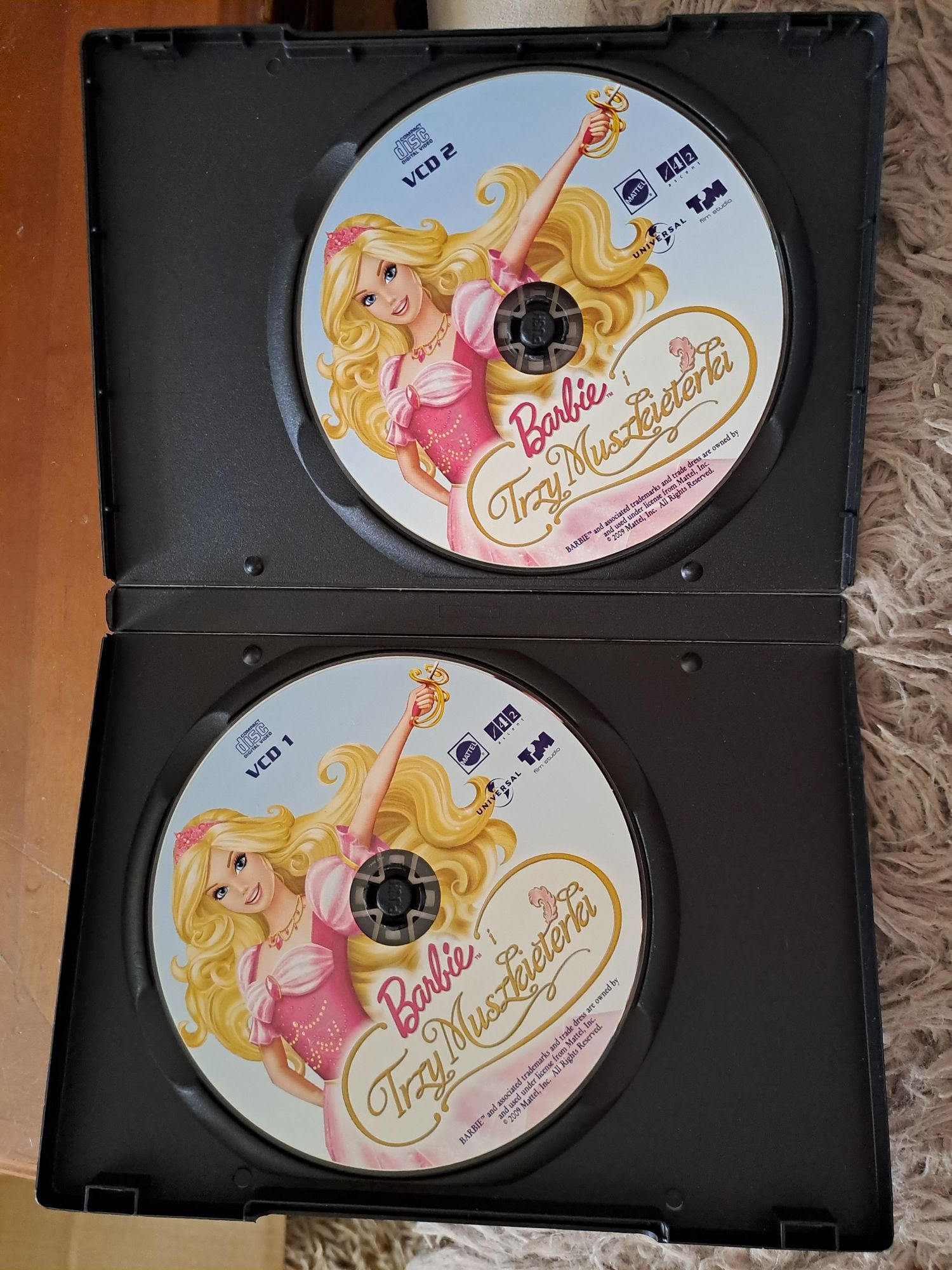 Barbie i trzy muszkieterki film na 2 VCD