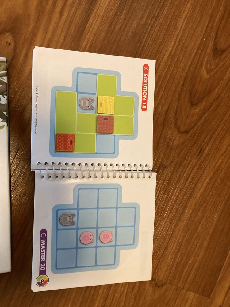 Gra logiczna Trzy Małe Świnki Deluxe Smart Games