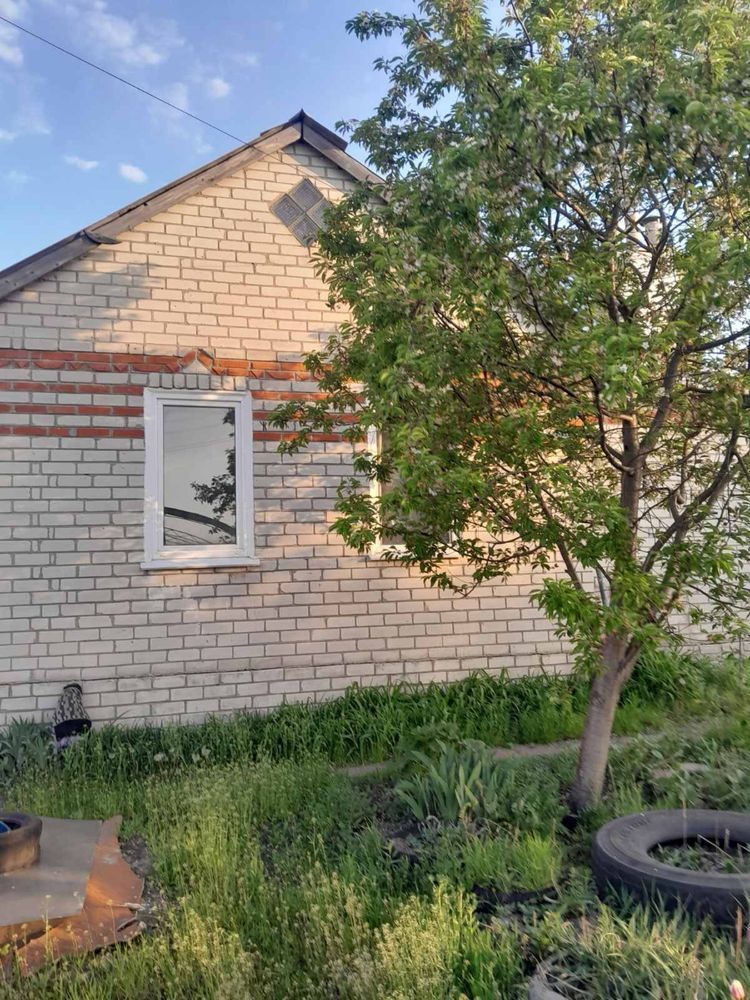 Продам дом, Чугуевский район, Введенка, 4 комнаты + флигель