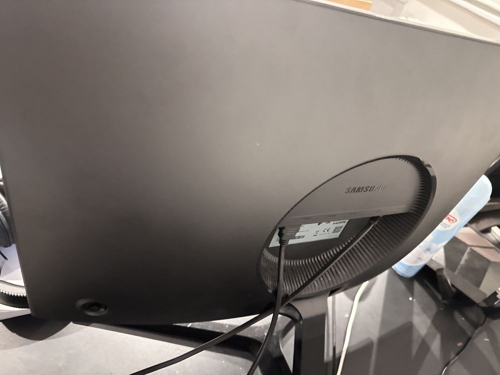 Monitor Samsung 144hz 24’’