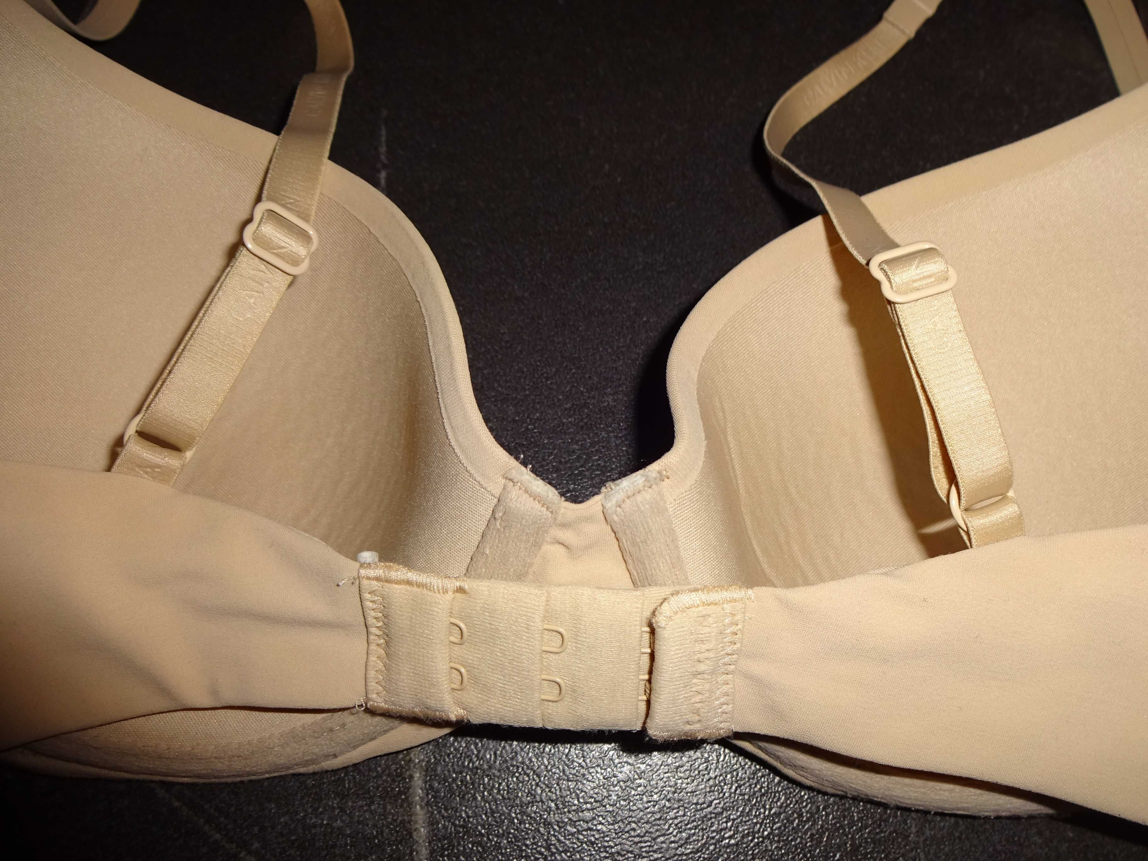 Calvin Klein Demi Bra cielisty beżowy biustonosz OKAZJA 32 D / 70D