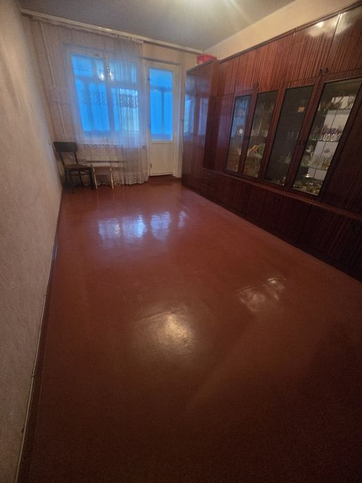 Сдам 3-комнатную квартиру на долгий срок.