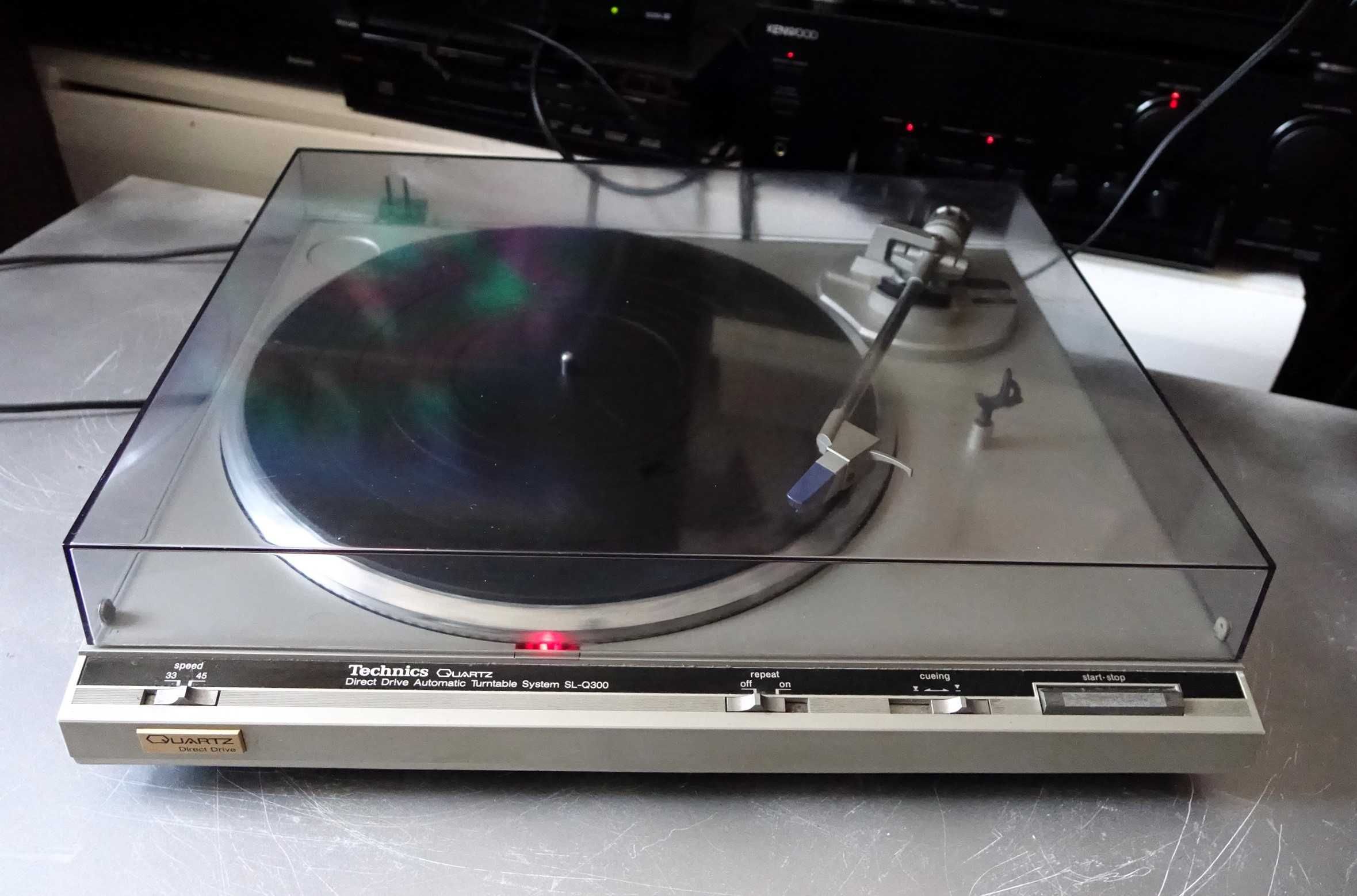 Gramofon TECHNICS SLQ 300- automat z napędem bezpośrednim