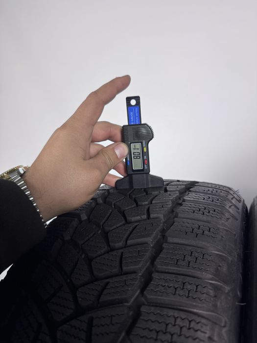 Шини 2шт. R17 205/50 (93V) 8мм FireStone Winterhawk 3 2016