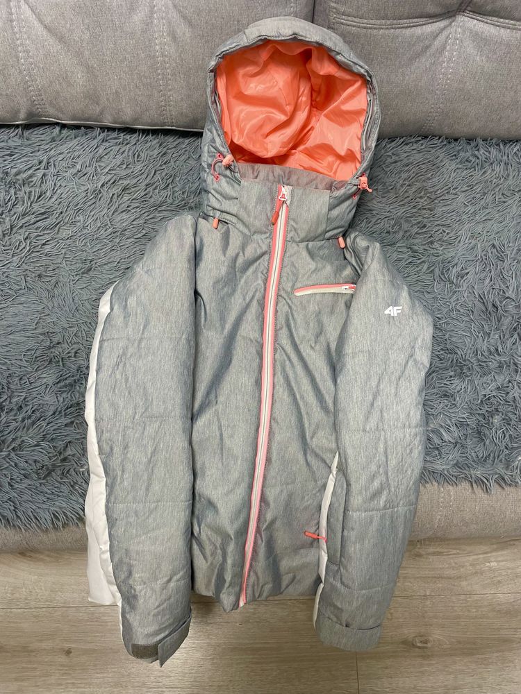 Куртка  женская горнолыжная 4F