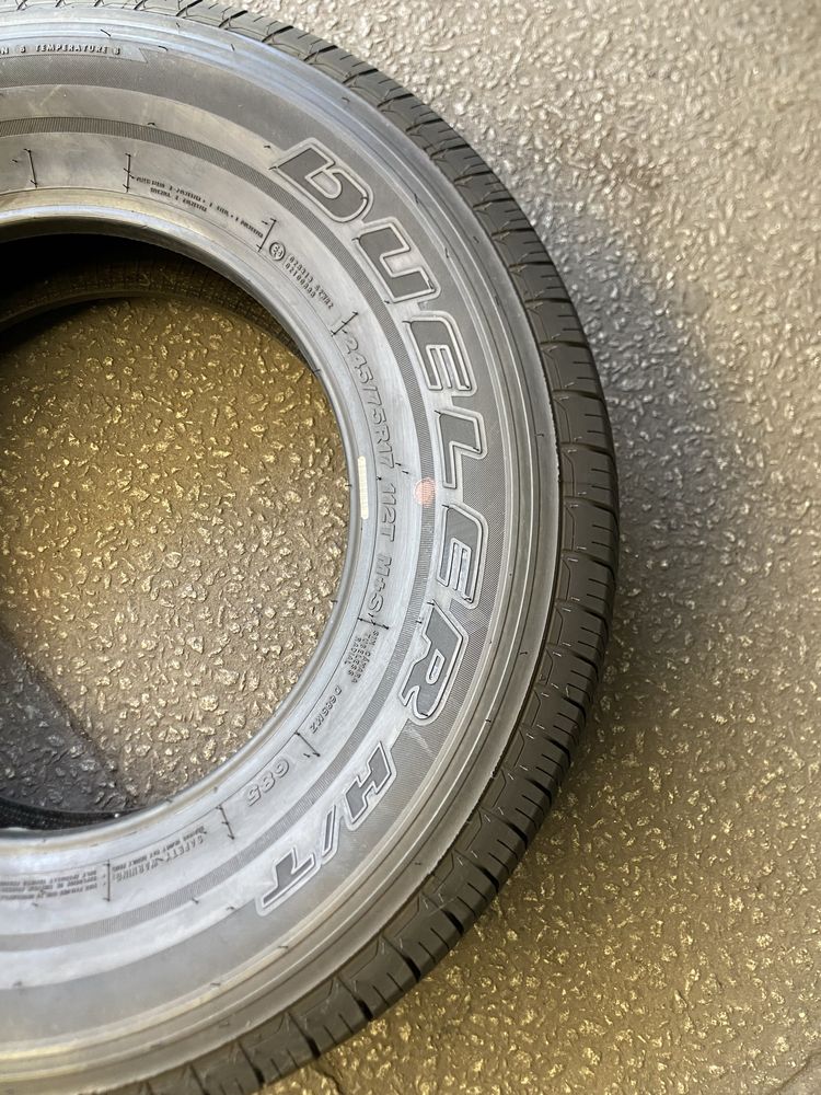 Pneus 245/75/17 Bridgestone Dueler H/T