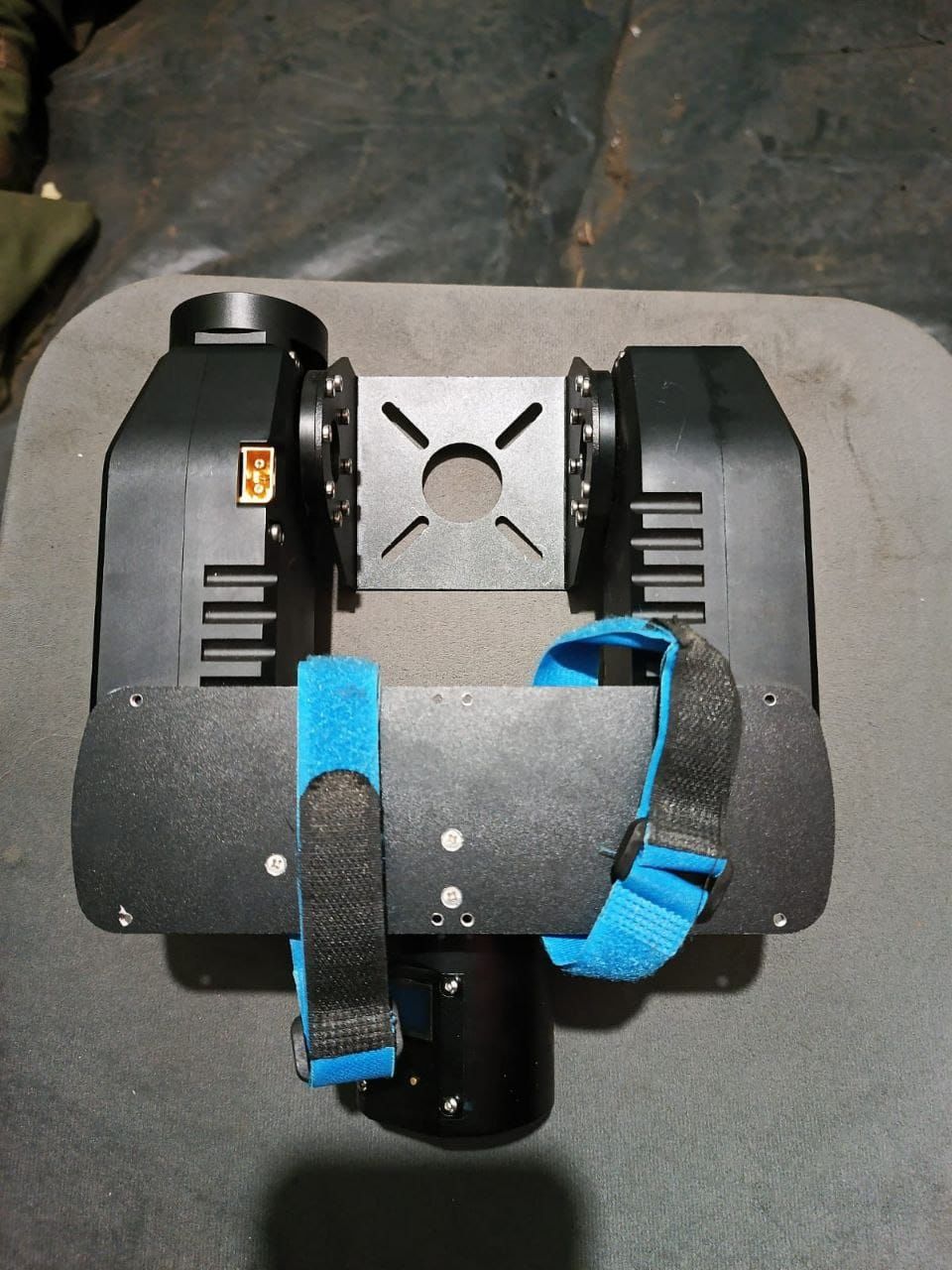 Автоматичний трекер для антен MFD Crossbow
