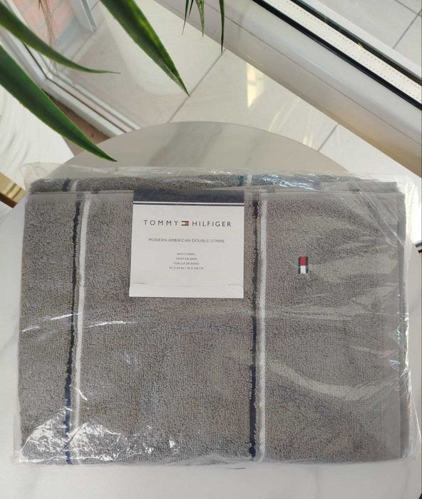 Рушник Tommy Hilfiger оригінал. різні кольори