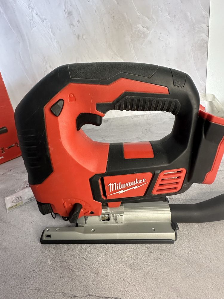 Лобзик MILWAUKEE M18 BJS-0 Акумуляторний