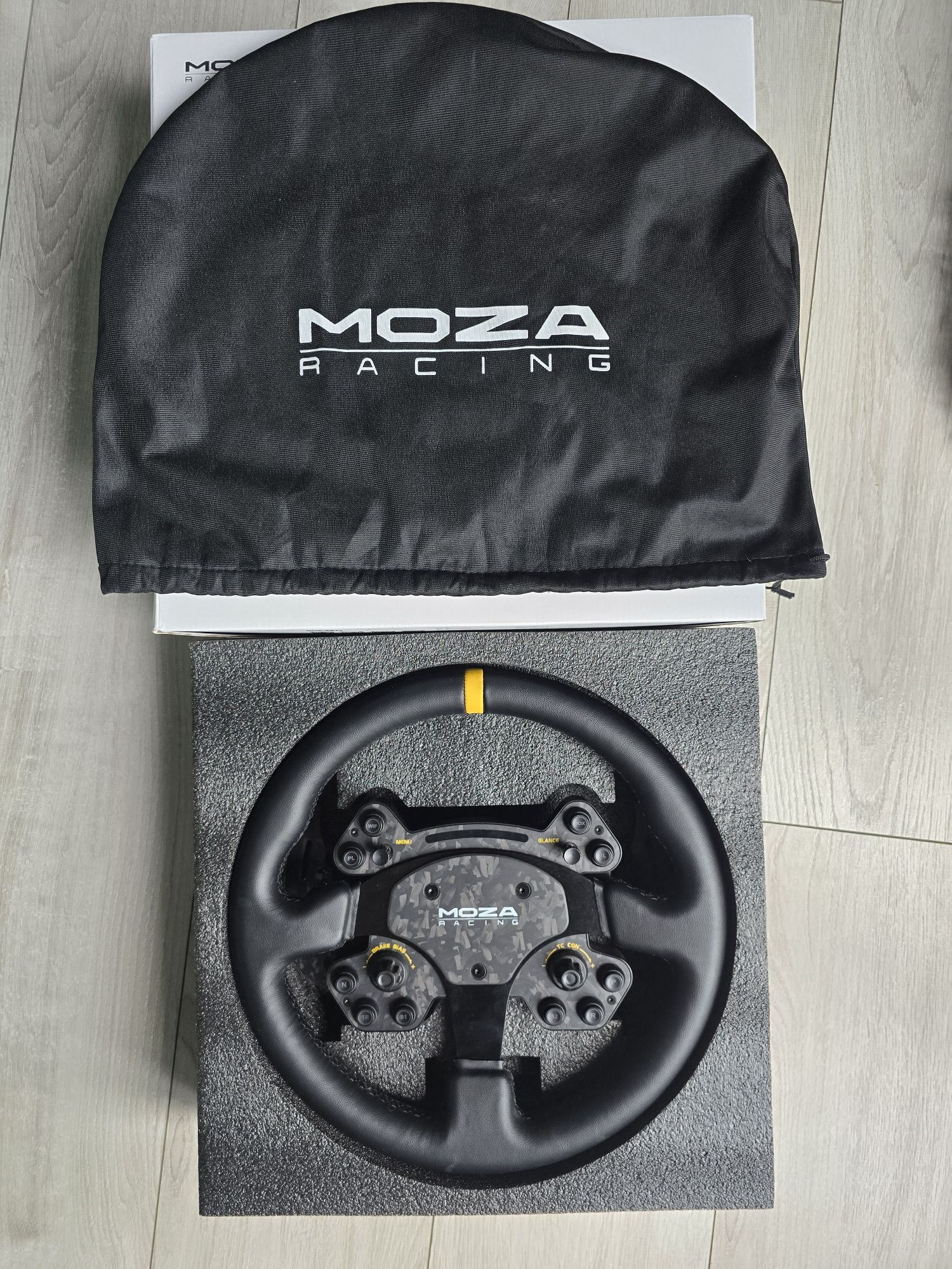 Zestaw Moza R9 v3 HGP shifter kierownica RS v2 pedały CRP 2 gwarancja