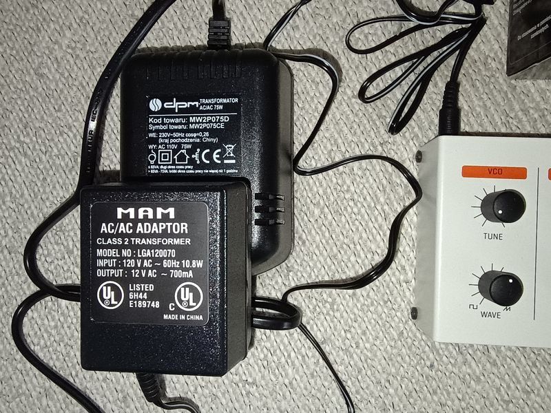 Mam MB33 analogowy syntezator