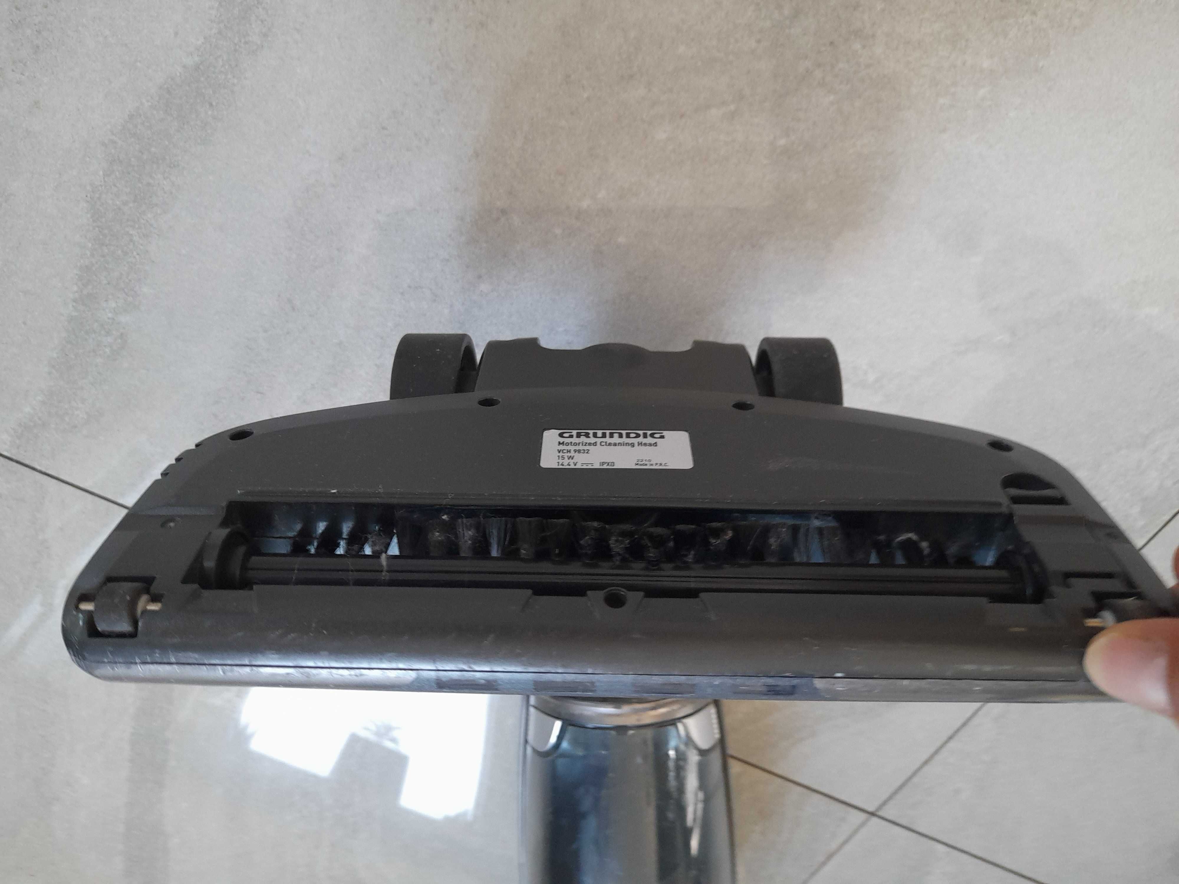Grundig VCH9832 Odkurzacz Akumulatorowy pionowy 2w1