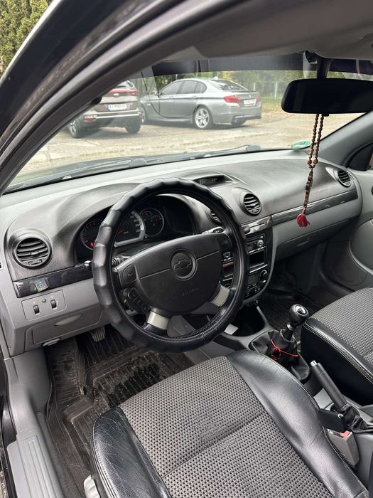 Продам надійне авто.