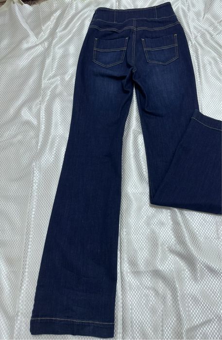 Джинси Elisabetta Franchi