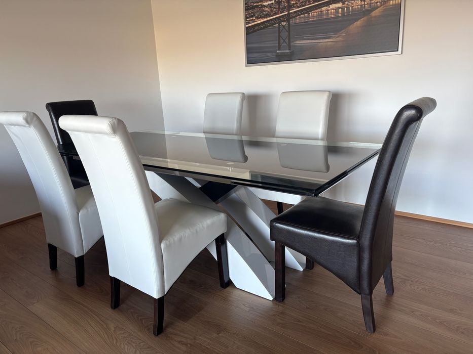 Mesa de sala de jantar