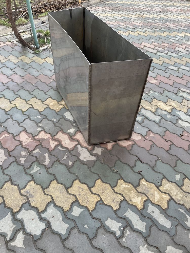 Бак з нержавіючої сталі