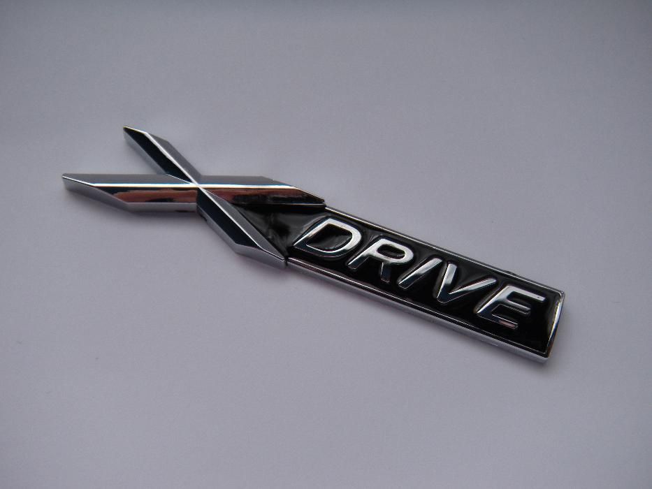 Шильдик XDrive BMW багажник крыло двери наклейка эмблема логотип БМВ