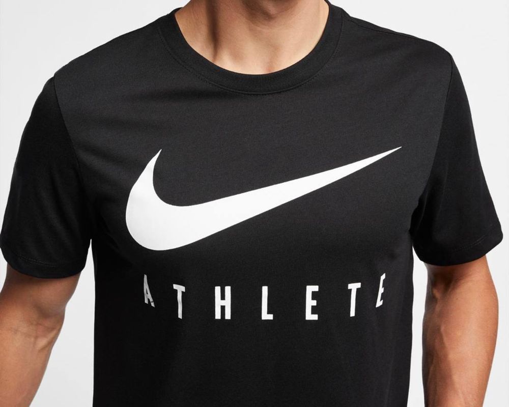 Мужские футболки Nike чёрные белые найк
