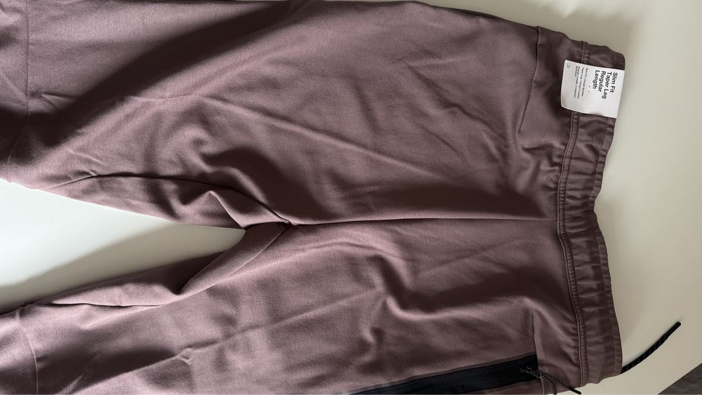 Spodnie męskie dresowe Nike Jogger Tech Fleece Lightweight roz. S