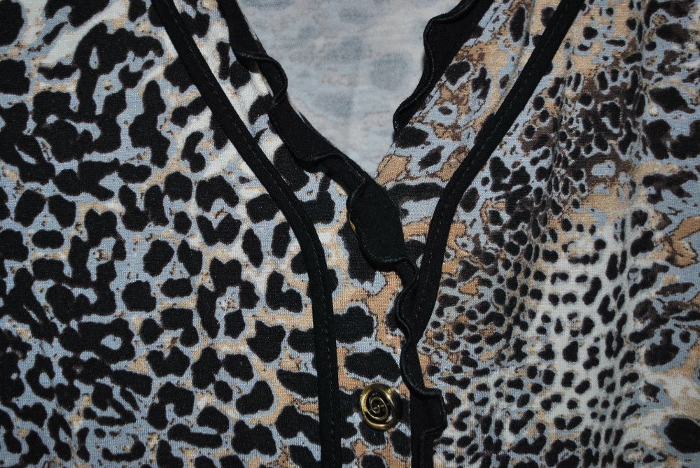 блузка леопард 46-48 р