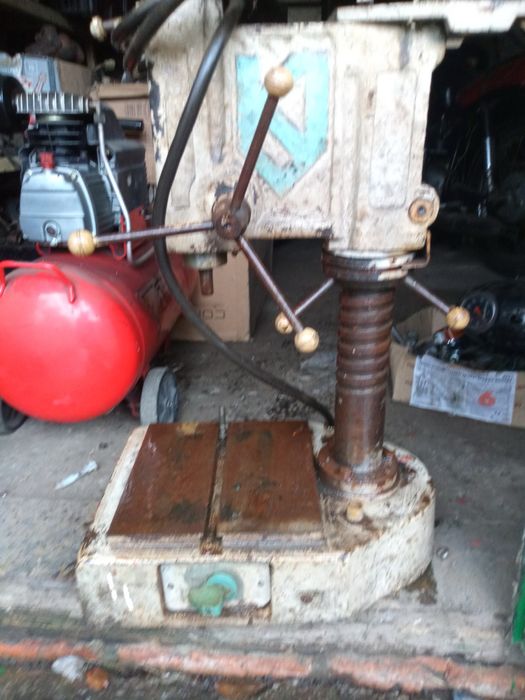 Свердлильний станок