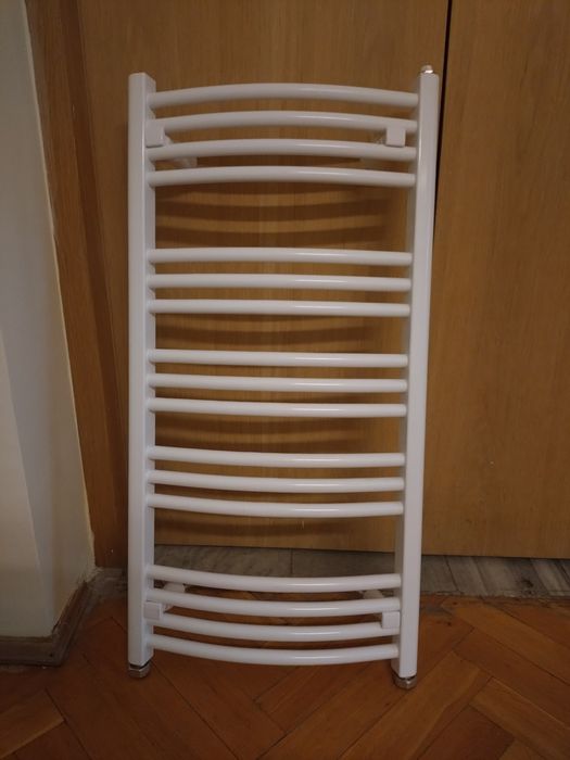 Grzejnik biały łazienkowy Domi 784x400 Ral 9016 SX