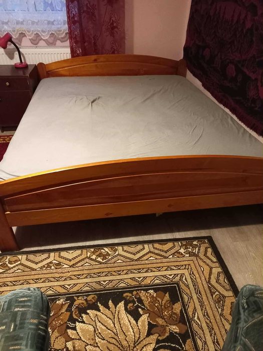 Lóżko sypialne duże