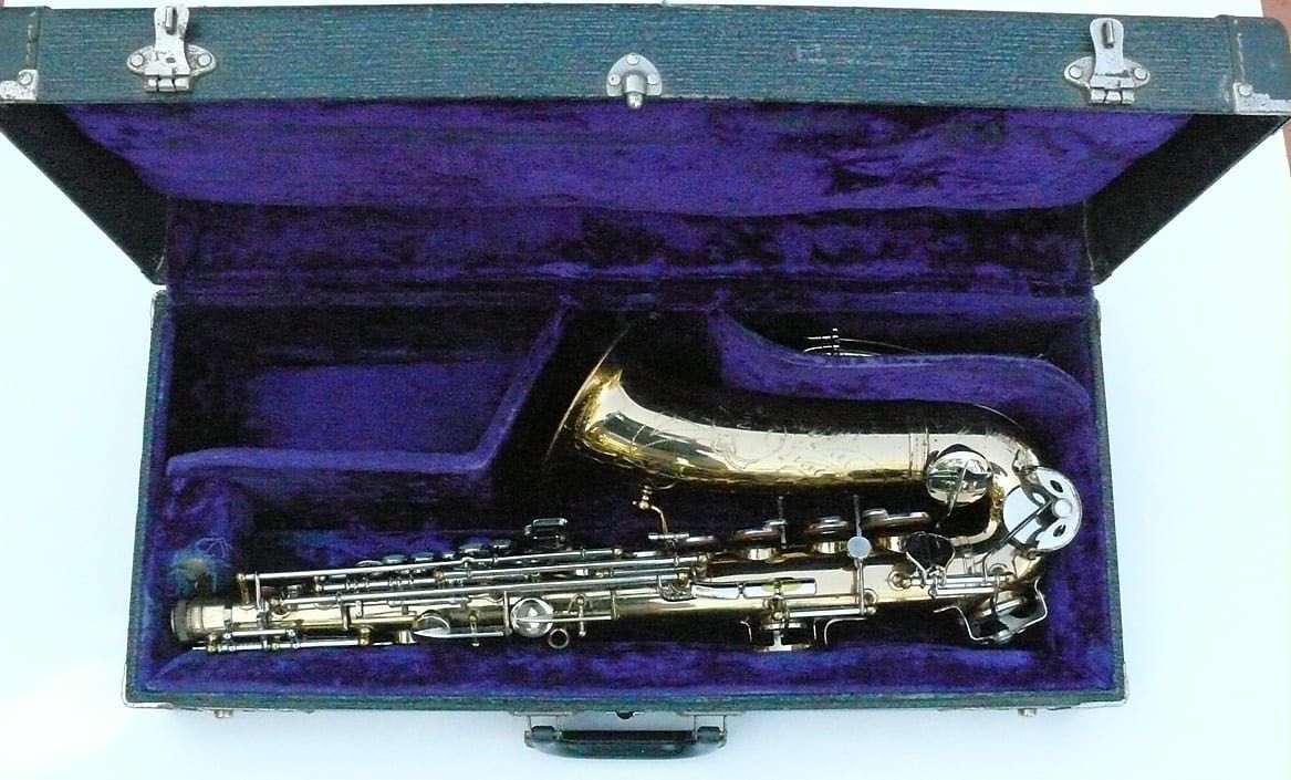 Saxofone Alto Noblet Standard