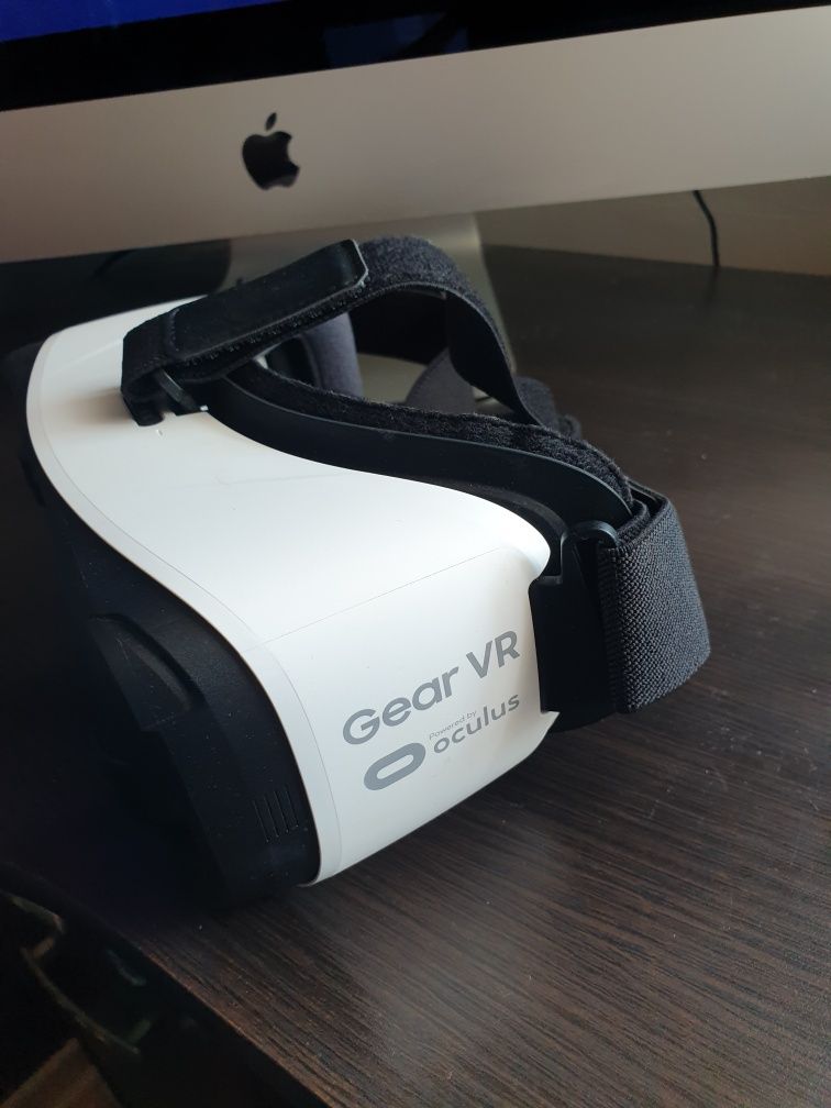 OCULUS Samsung VR Wirtualna Rzeczywistość Stan BDB użyte parę godzin