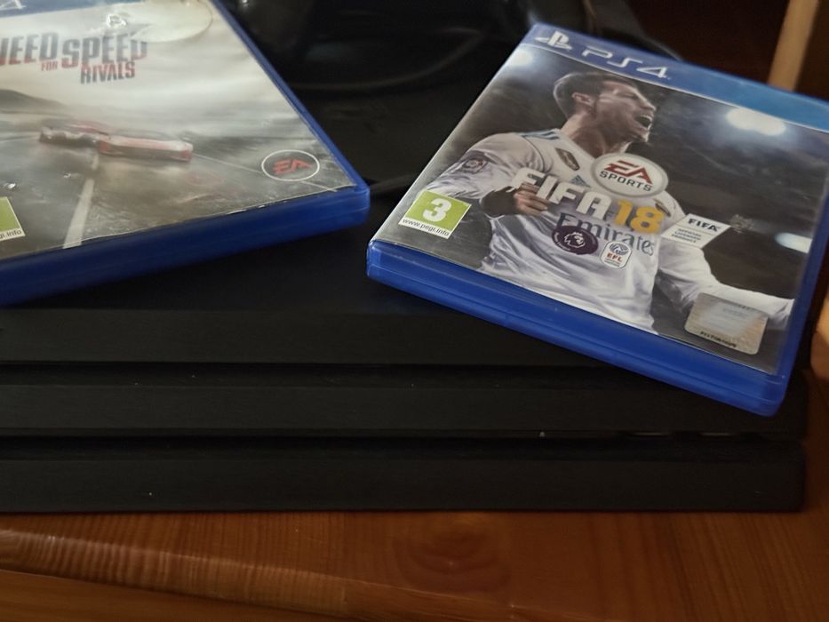 Vendo ps4 pro como nova
