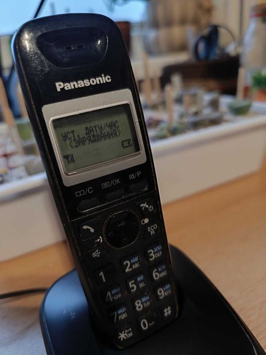 Телефон Panasonic KX-TG2511UA