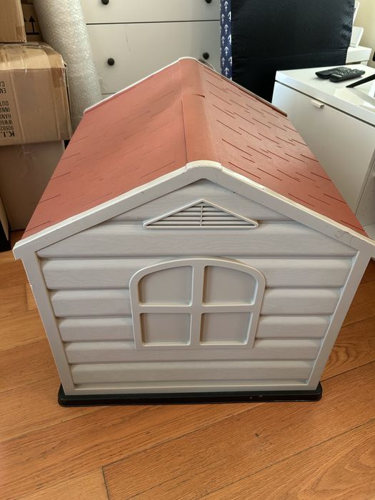 Casota para cão usada