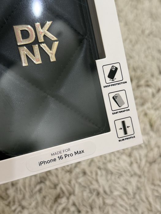 Чехол на 16 pro max iphone DKNY оригінал