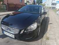 VOLVO V60 T3 Momentum