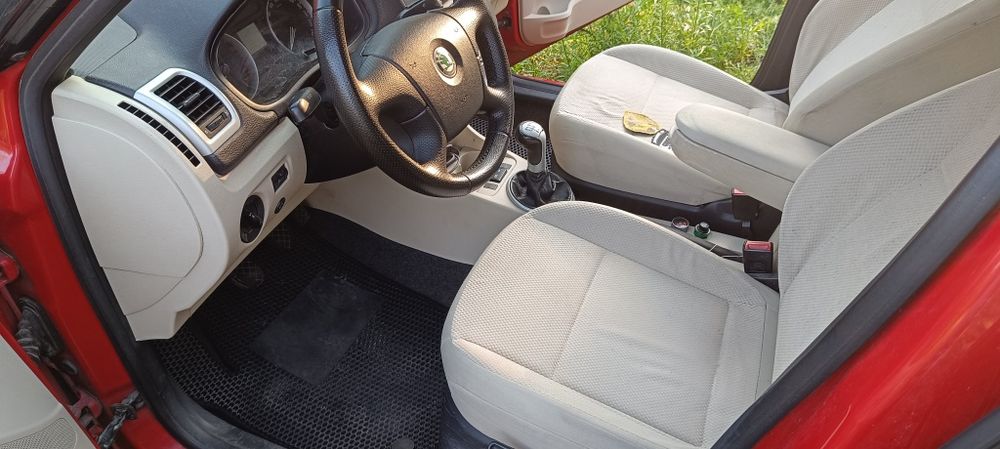 Skoda roomster шкода румстер