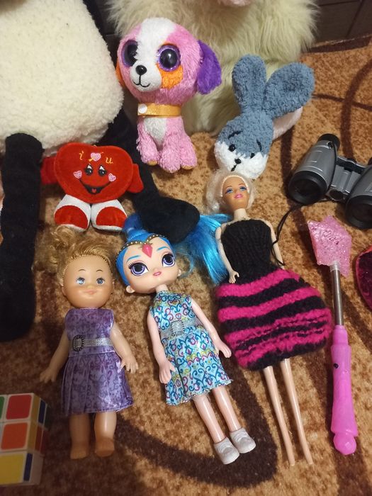 Продам пакет игрушек (разные)