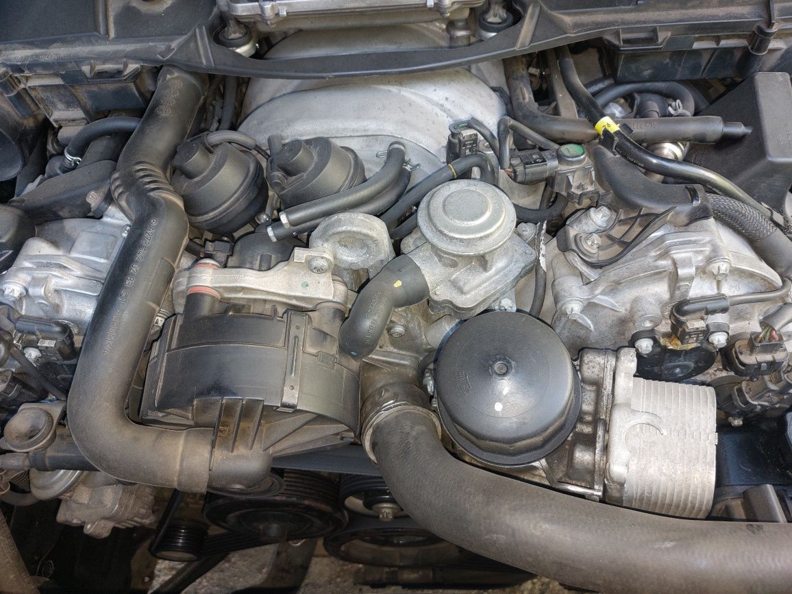 Мотор W 273 двигатель W 273 Mercedes  5.0 бензин рестайлинг