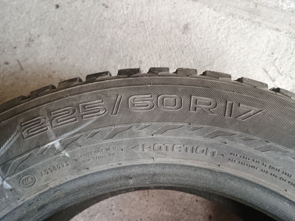 Opony  225/60 R17 HAkkapeliitta 9 Suv 2019