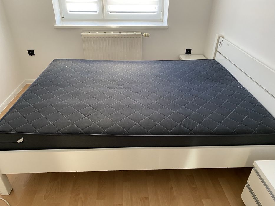 Łóżko do sypialni